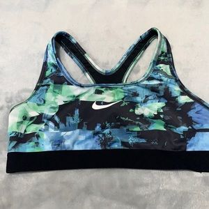 Girls Nike sports bra